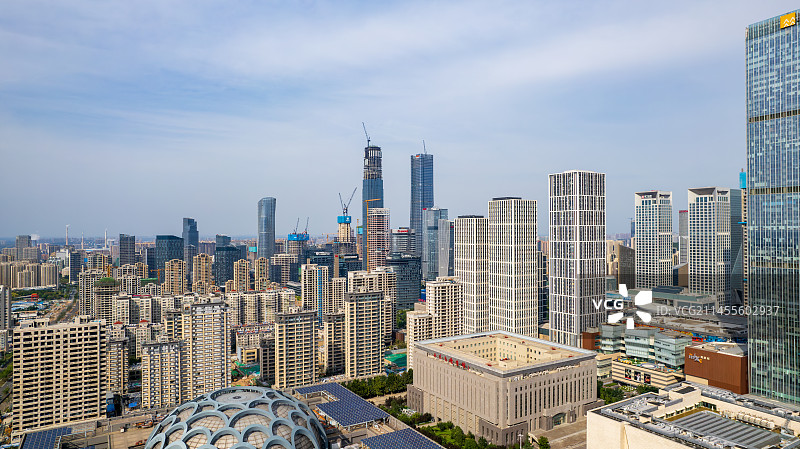 山东济南经十路CBD博物馆繁华城市道路商圈航拍风景图片素材