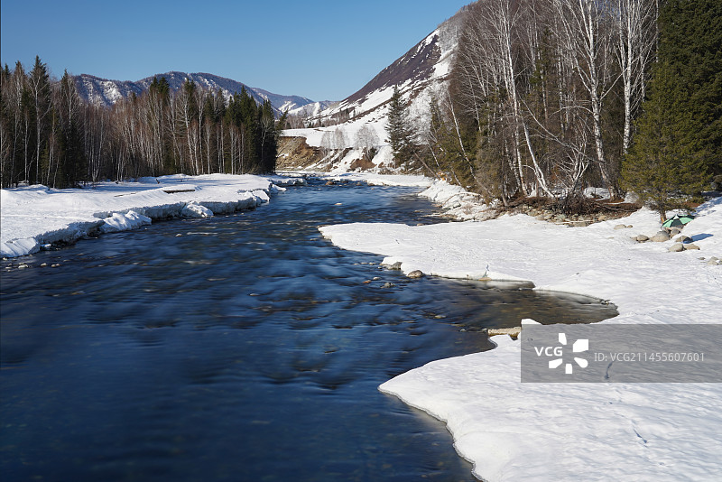新疆禾木村冬季风光图片素材