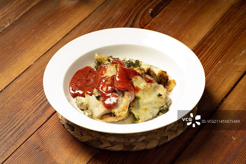 中国闽台潮特色传统小吃蚵仔煎图片素材