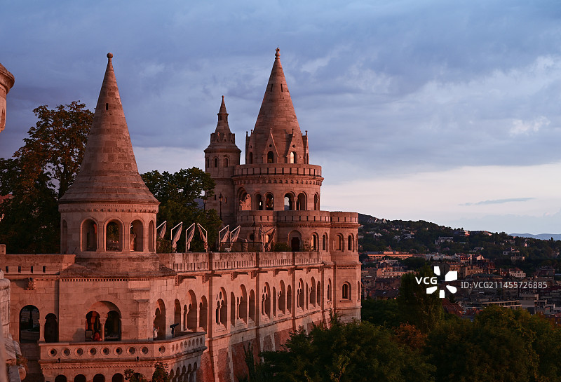 布达佩斯渔人堡的日出图片素材