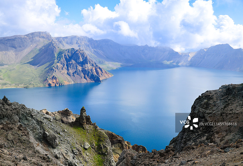 长白山天池图片素材