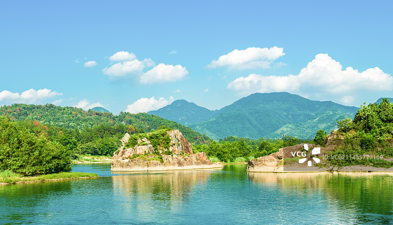 狮子岩 楠溪江风光 永嘉山水 大自然风光 山水风景 青山绿水 蓝天白云 山青水秀 山水风光 温州永嘉图片素材
