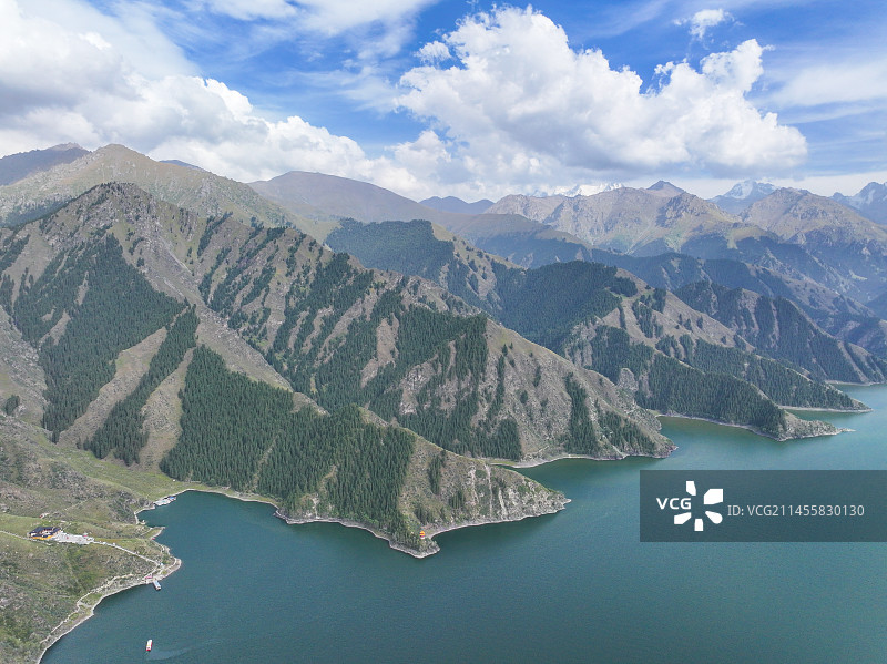 新疆阜康天山天池风光航拍图片素材