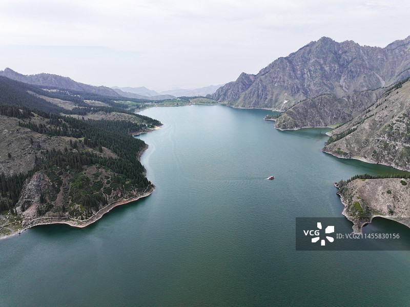 新疆阜康天山天池风光航拍图片素材