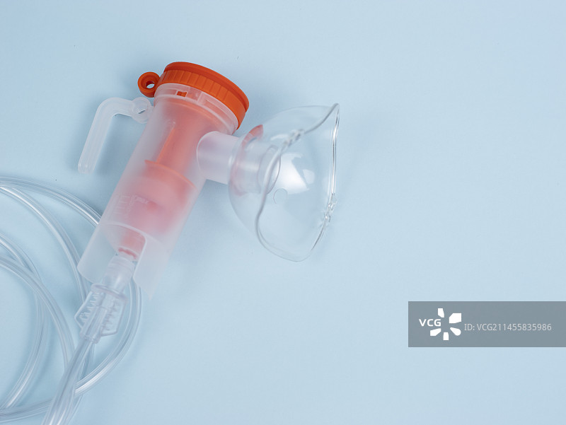 雾化感冒发烧肺炎图片素材