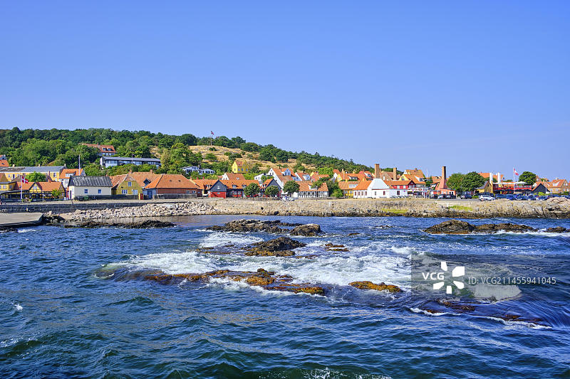 欧洲，2022年8月15日，丹麦博恩霍尔姆岛古耶姆海港图片素材