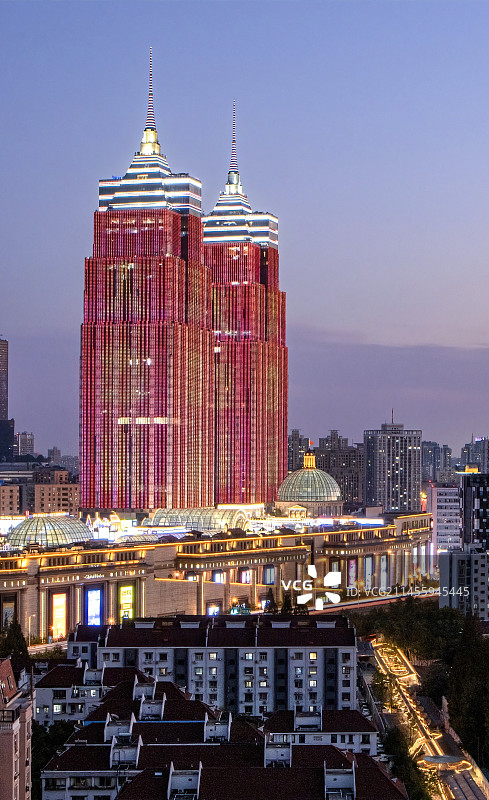 环球港双塔之远眺图片素材