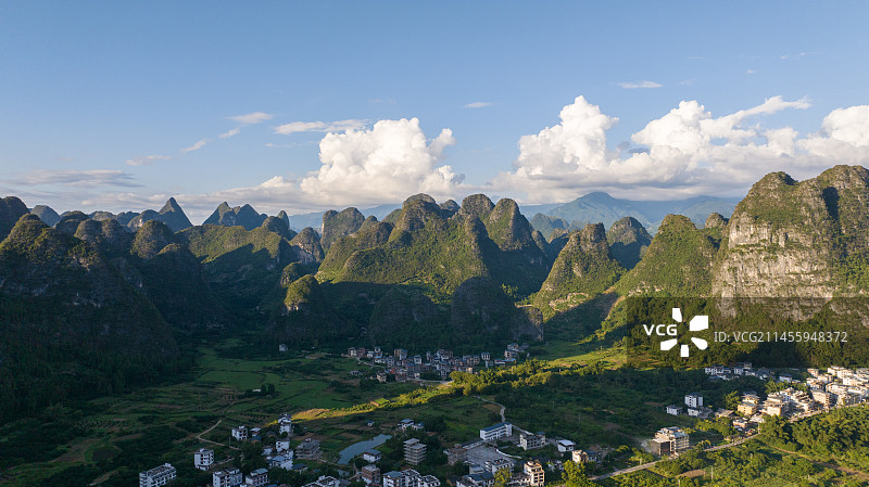 广西桂林山水 蓝天白云 美丽中国图片素材