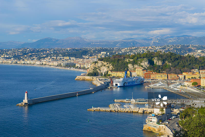 法国普罗旺斯-阿尔卑斯-蓝色海岸尼斯海岸线全景图片素材
