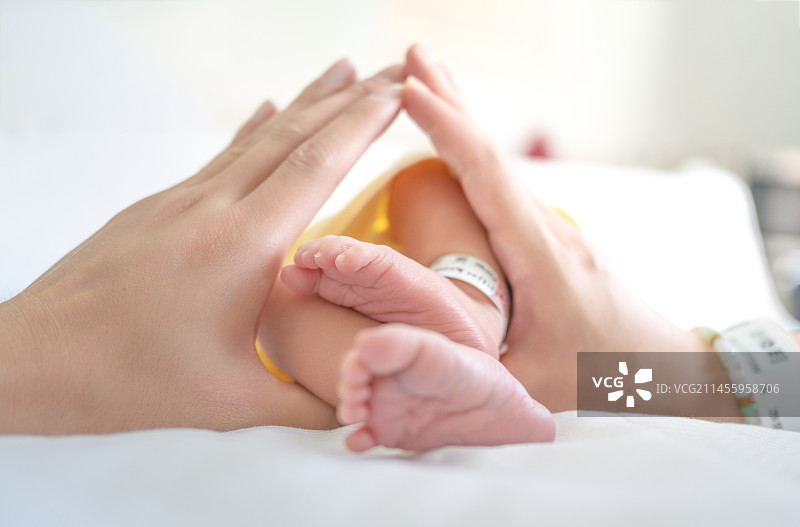 宝宝出生图片素材