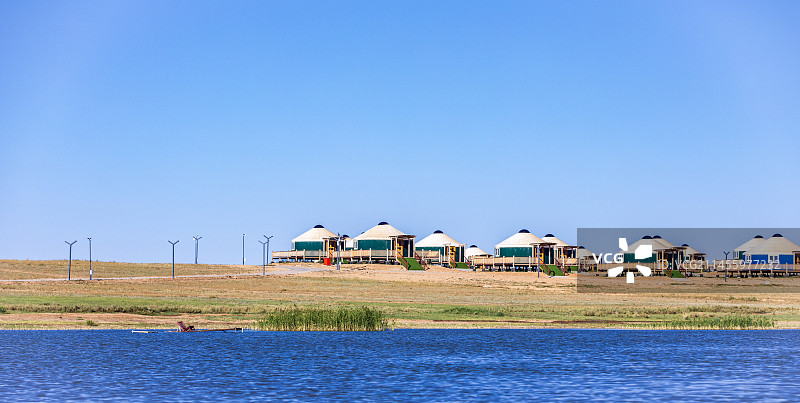 秋季的内蒙古自治区乌兰察布市四子王旗格根塔拉草原旅游度假区图片素材