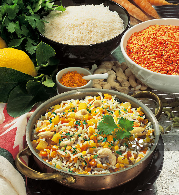 扁豆蔬菜锅，印度，亚洲图片素材