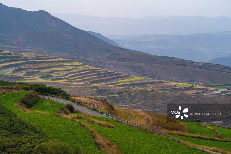 甘肃省兰州市榆中县兴隆山马衔山秋景图片素材