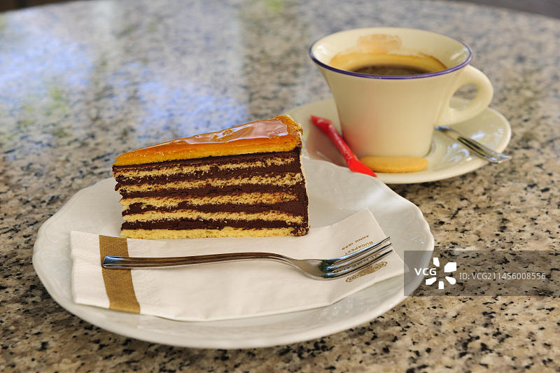 蛋糕和咖啡：匈牙利布达佩斯图片素材