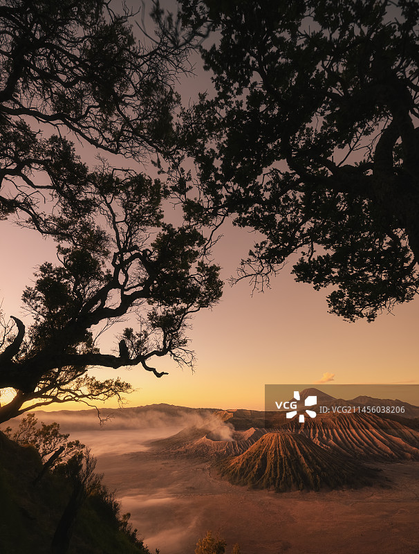 bromo poker face图片素材