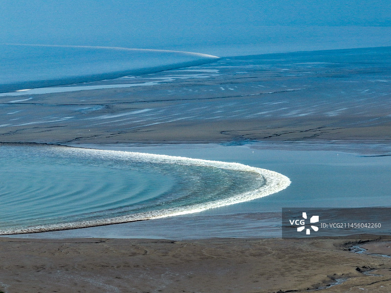钱塘江观潮图片素材