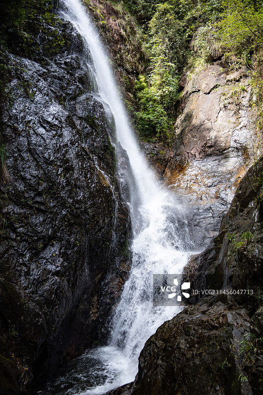 惠州南昆山川龙瀑布图片素材
