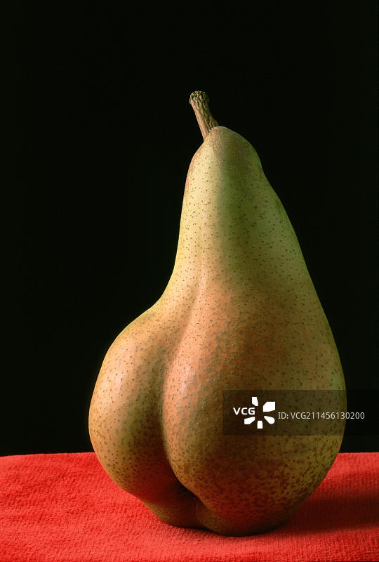 臀部形状的梨子图片素材