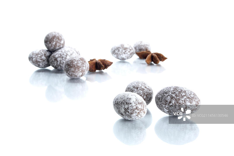 巧克力杏仁图片素材