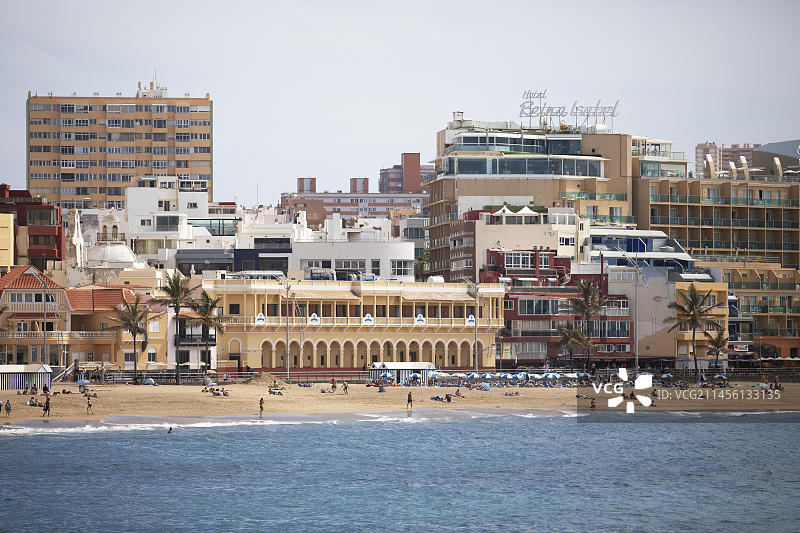 坎特拉斯海滩，拉斯帕尔马斯，大加那利岛，加那利群岛，西班牙，海景，棕榈树，遮阳伞，欧洲图片素材