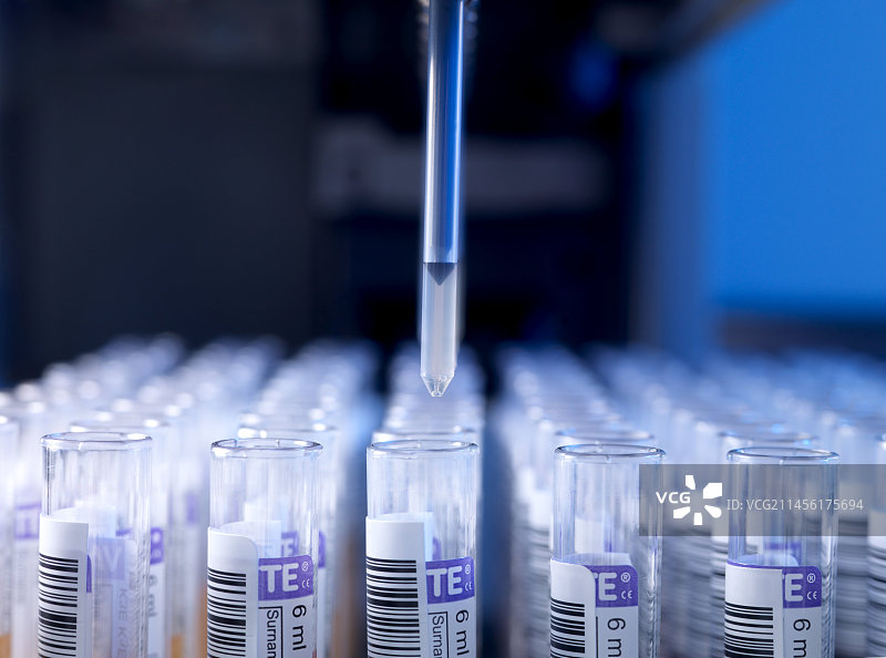 自动化血液样本测试图片素材