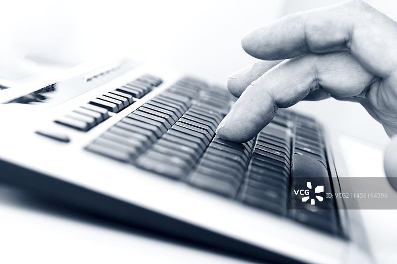 打字的人图片素材