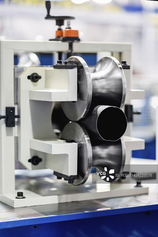 落水管生产机图片素材