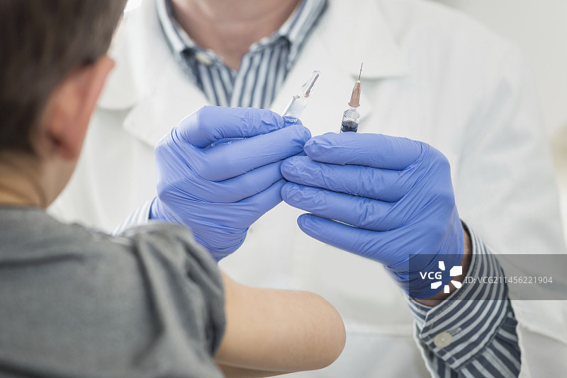 儿童疫苗接种图片素材