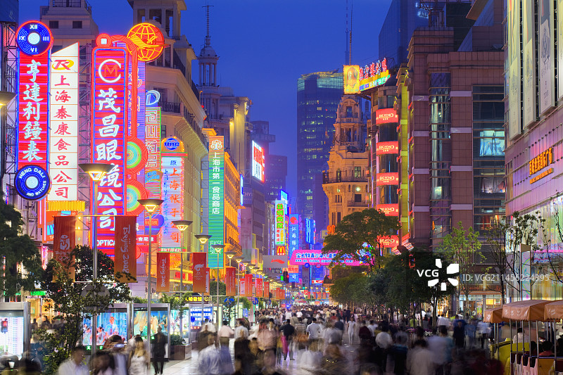 中国上海南京路夜景图片素材
