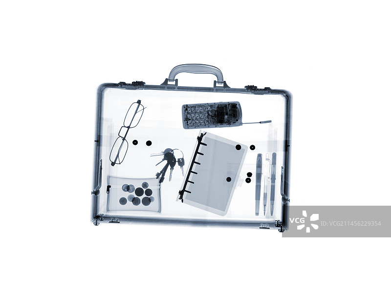 装有各种物品的公文包X光图图片素材