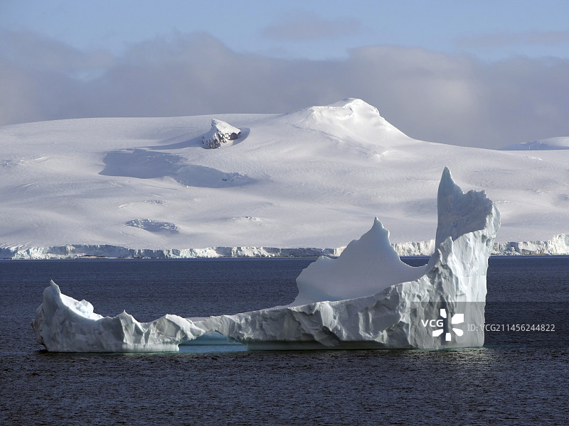 南极洲冰山的雕刻残骸图片素材