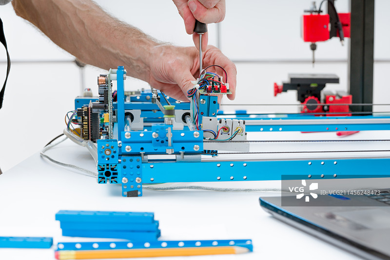 组装数控激光切割机图片素材