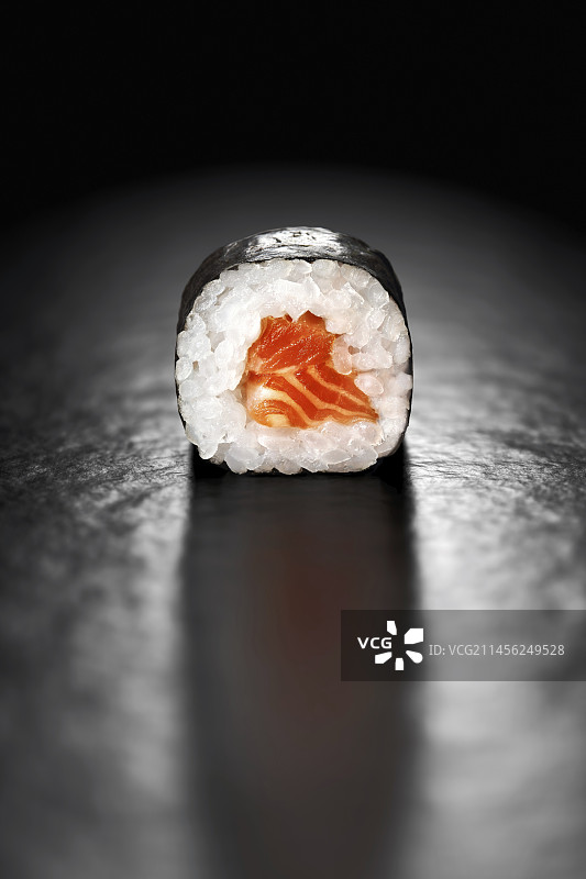 三文鱼寿司卷图片素材