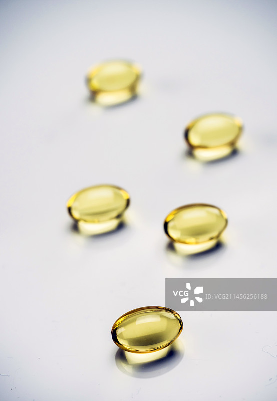 鱼油胶囊图片素材
