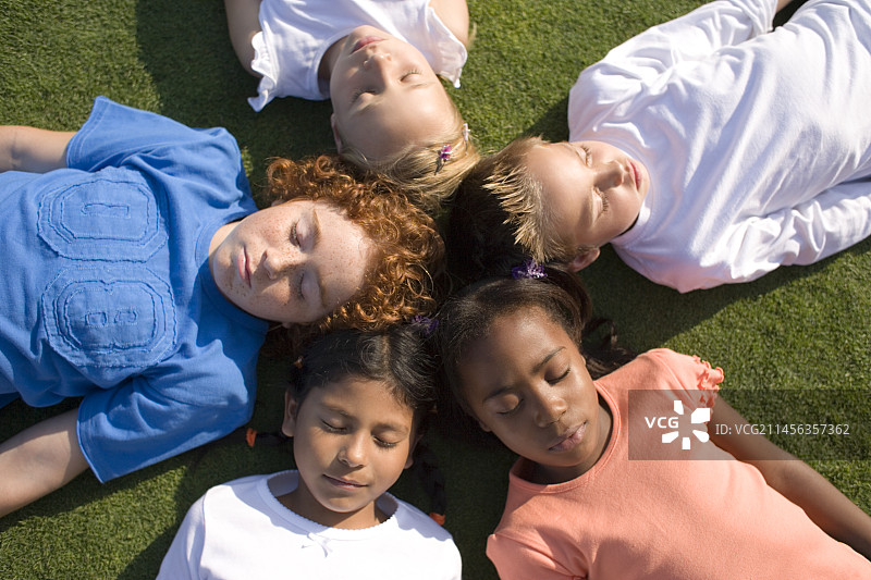 童年时代的朋友图片素材