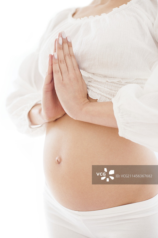 孕妇练习瑜伽图片素材