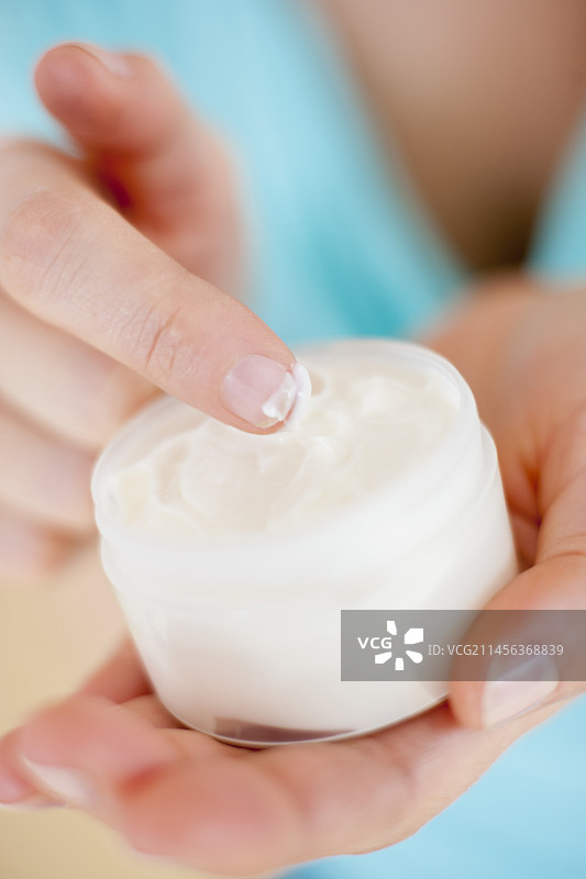 保湿霜图片素材