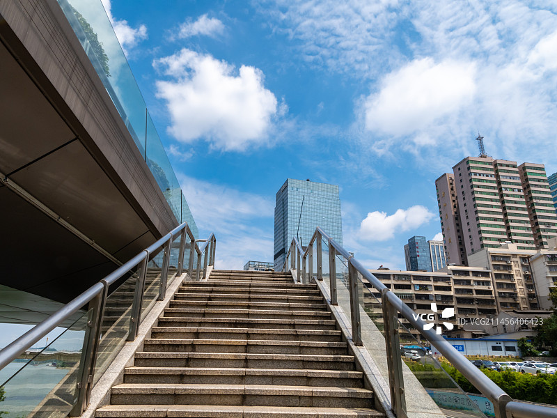 中国湖南省株洲市湘江河东岸风光图片素材