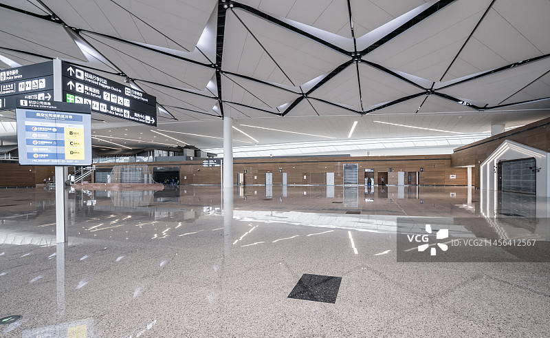 四川成都天府国际机场候机楼室内装饰图片素材