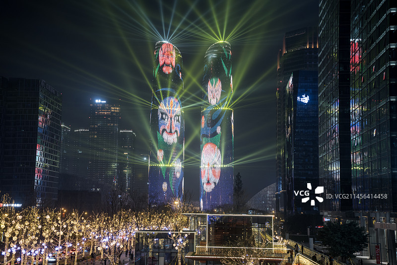 成都高新区金融城娇子大道双子塔灯光秀图片素材