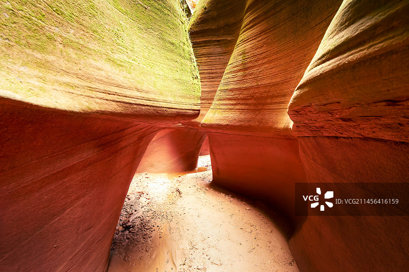 世界丹霞地貌奇观——陕西省志丹县猫巷峡谷图片素材