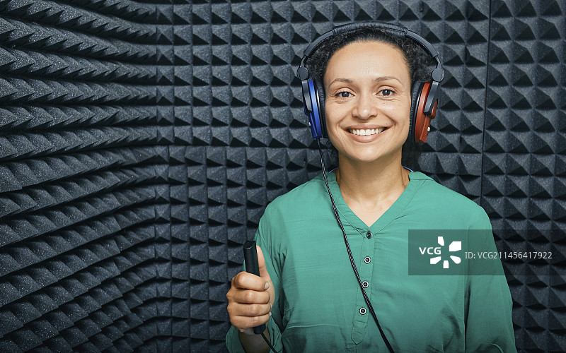 听力测试图片素材