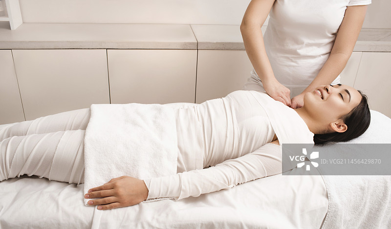 威士忌包裹疗法图片素材