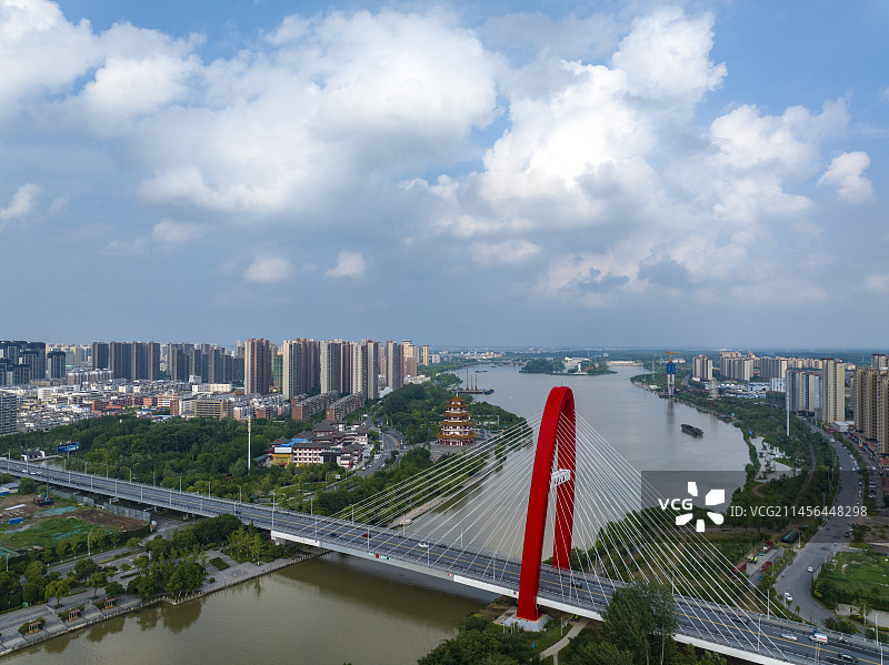 京杭大运河江苏宿迁泗阳段城市风光图片素材