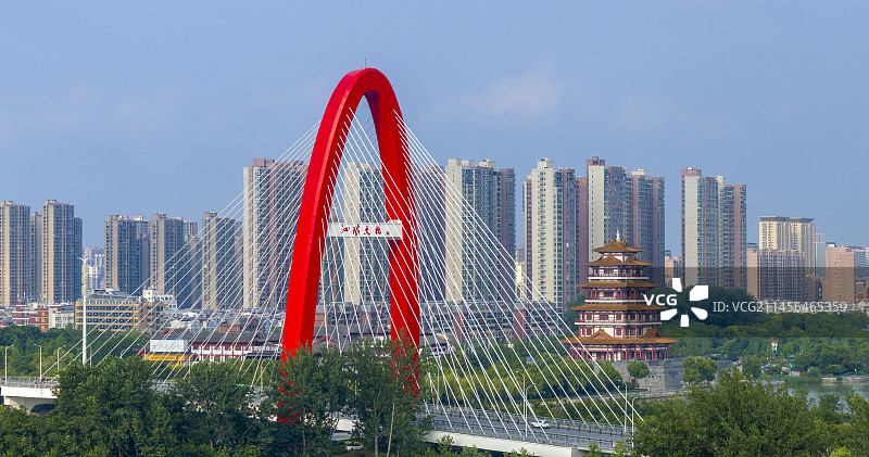 京杭大运河江苏宿迁泗阳段城市风光图片素材
