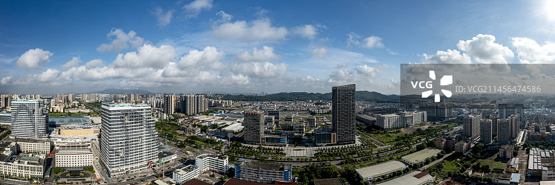 航拍城市天际线 江门江海区高新区图片素材