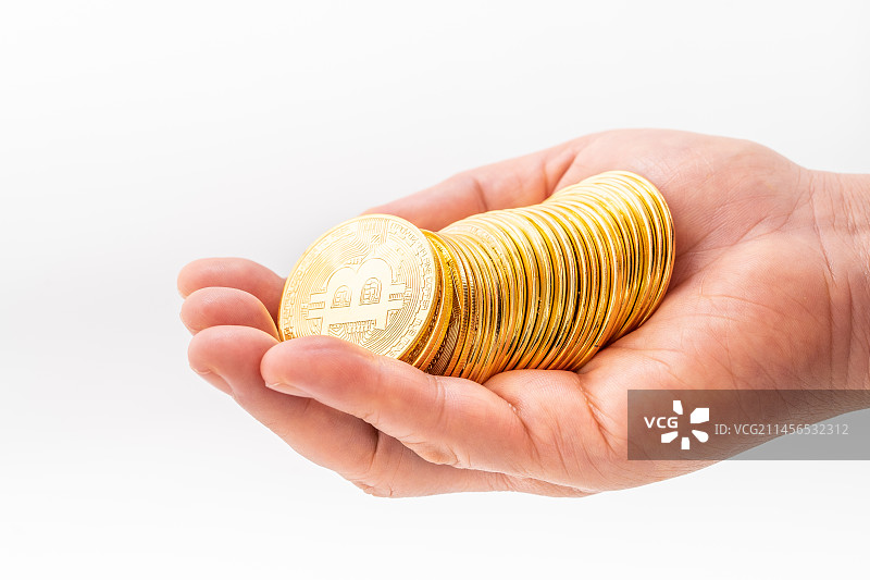 单色背景下的实体化虚拟货币图片素材