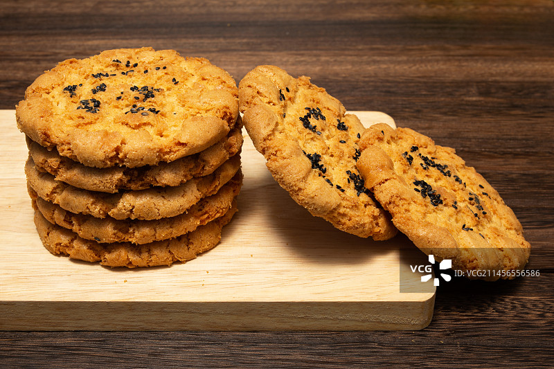 桃酥 核桃酥 饼干 酥饼 黑芝麻桃酥 芝麻核桃酥 老式黑芝麻核桃酥饼干 粗粮桃酥 桃酥主图 桃酥棚拍图片素材