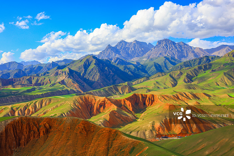 青海祁连卓尔山丹霞地貌图片素材