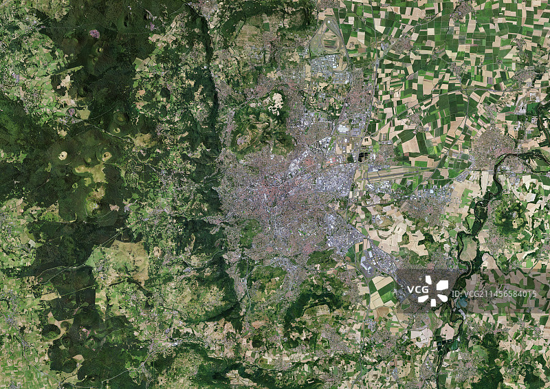 法国克莱蒙费朗鸟瞰摄影图片素材